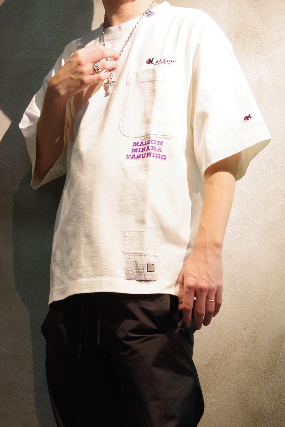 Maison Mihara Yasuhiro クルーネックTシャツ Maison MIHARA YASUHIRO - PRINTED TEE 1 / プリントロゴ クルー