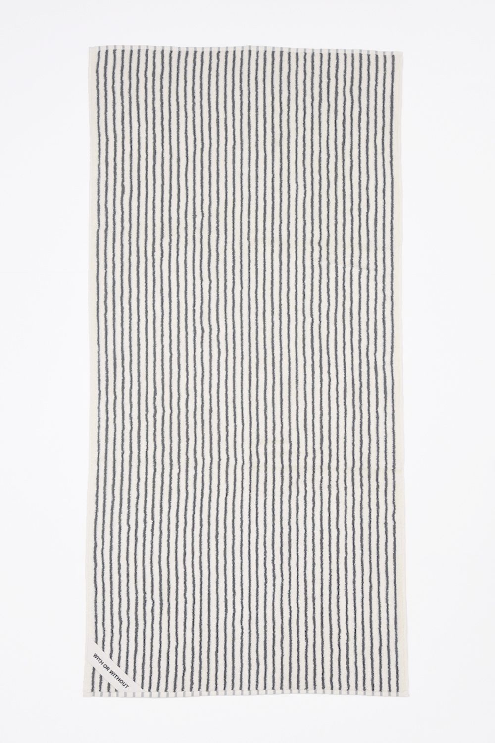 Bath Towel / シルク混 バスタオル (ホワイトストライプ)
