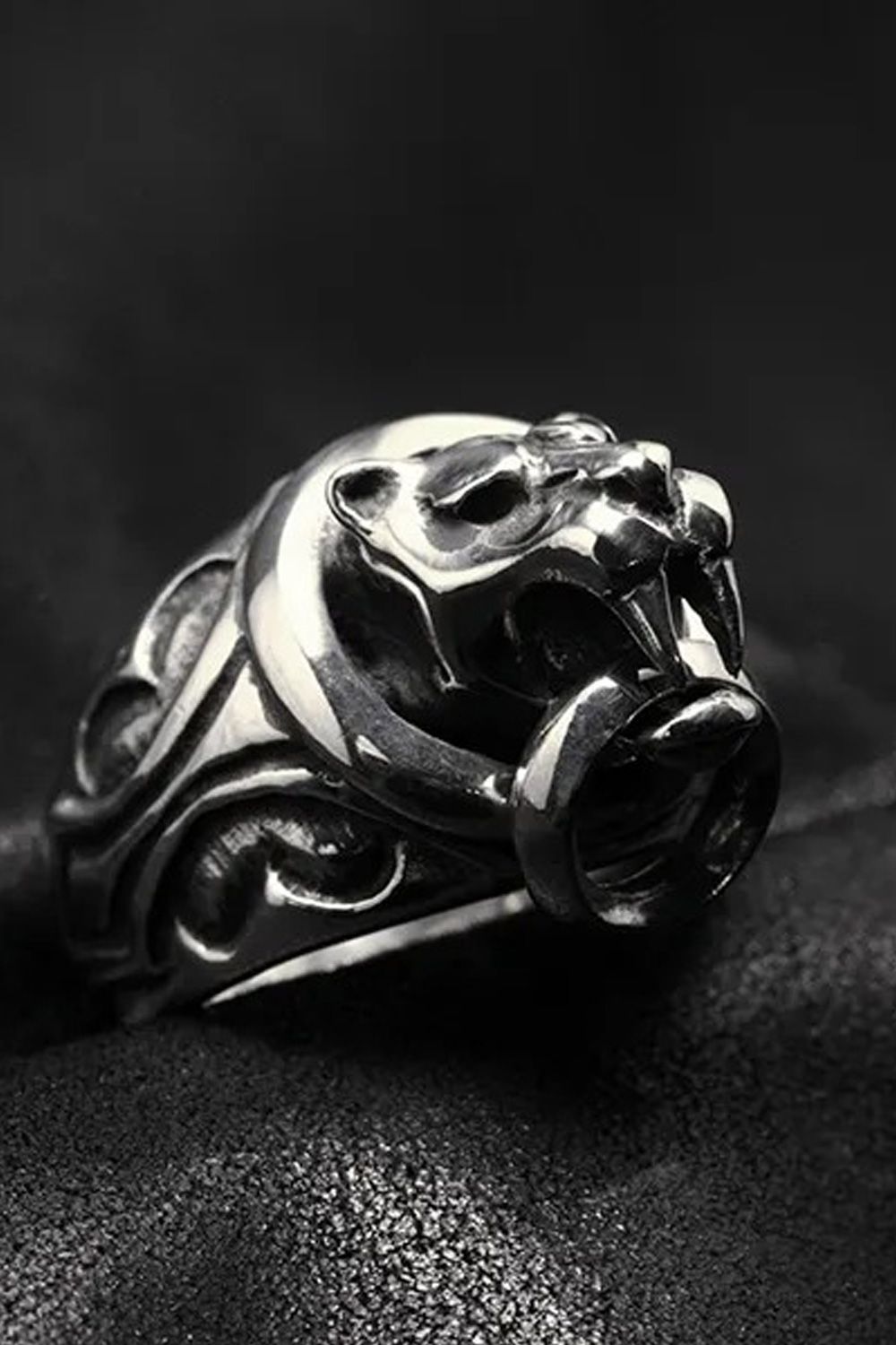 Ring 『Biter from HELL』