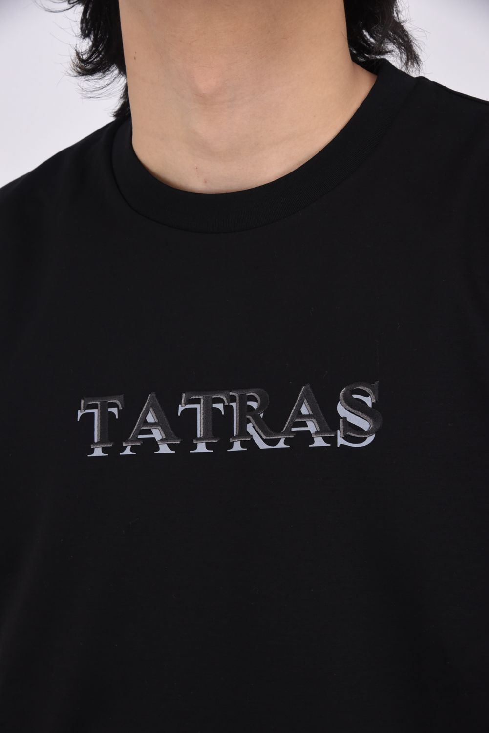 Tシャツ・カットソー Tatras Black Cotton T-Shirt TATRAS - RISTEN (リステン) / 刺繍風ブランドロゴ クルーネック
