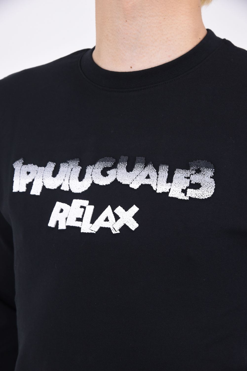 GRADATION TOOTHBRUSH EMBROIDERY LONG T-SHIRTS / グラデーション 3Dロゴ ロングスリーブTシャツ ブラック