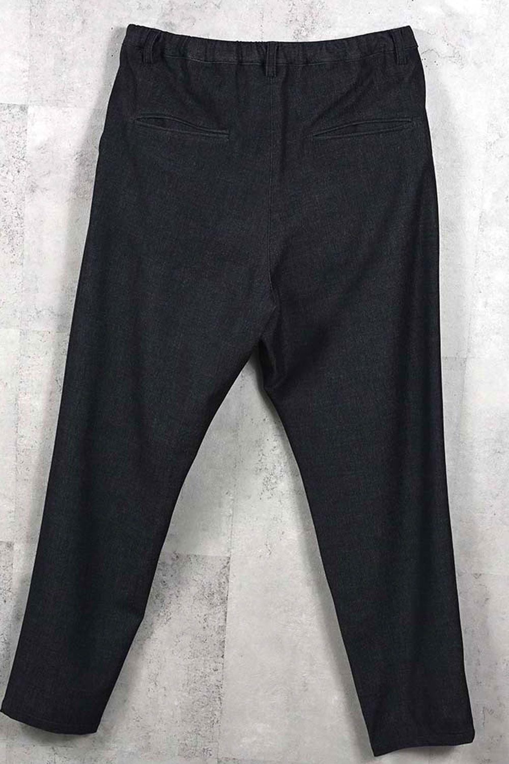 PAT WIDE EASY PANTS / ワイドテーパード イージースラックス (デニム) (1月上旬入荷予定) ※オーダー締切：9月1日(月)18:00