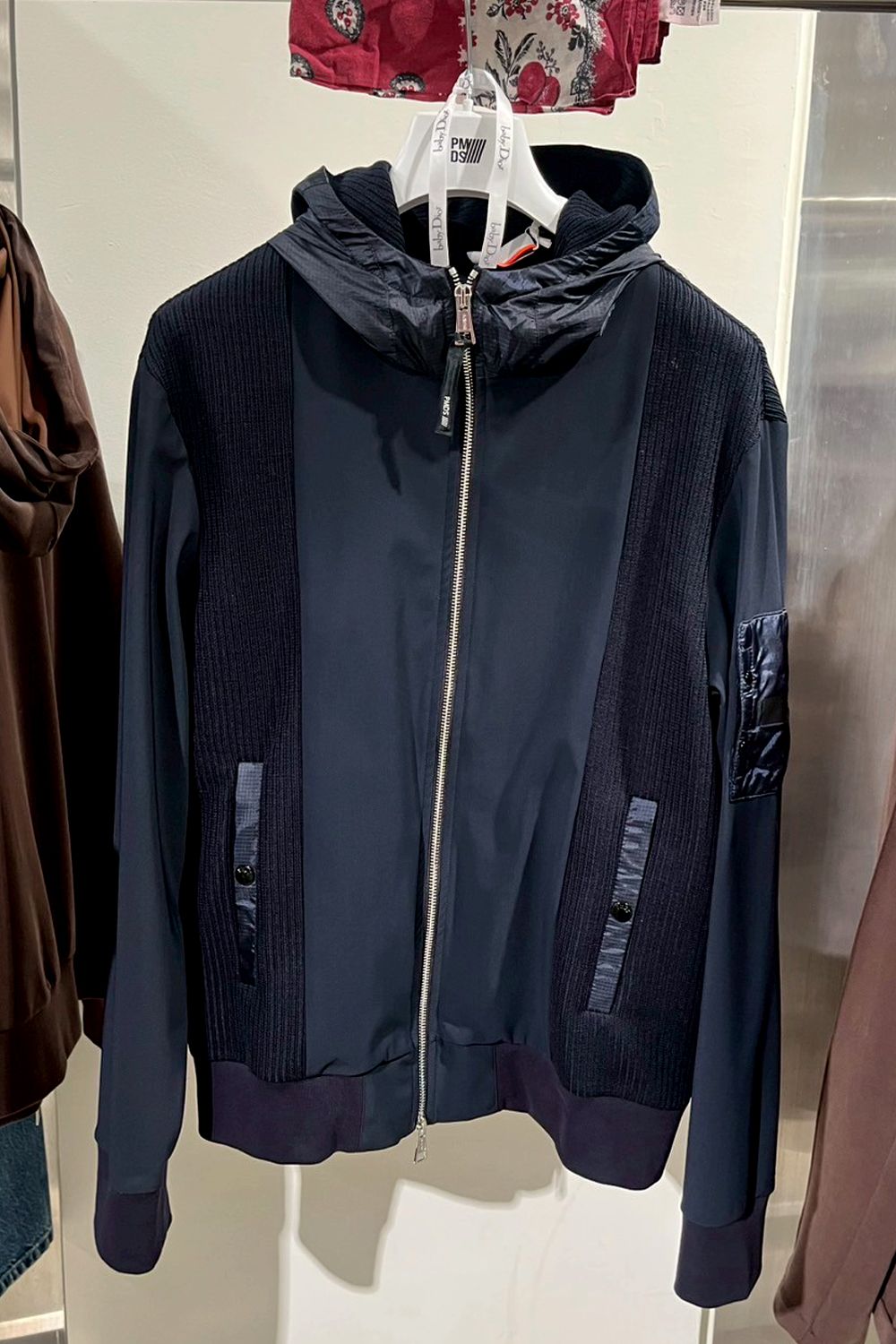【26AW】 JUAN / ハイブリッド ジップアップパーカー (ブルーネイビー) (9月入荷予定)