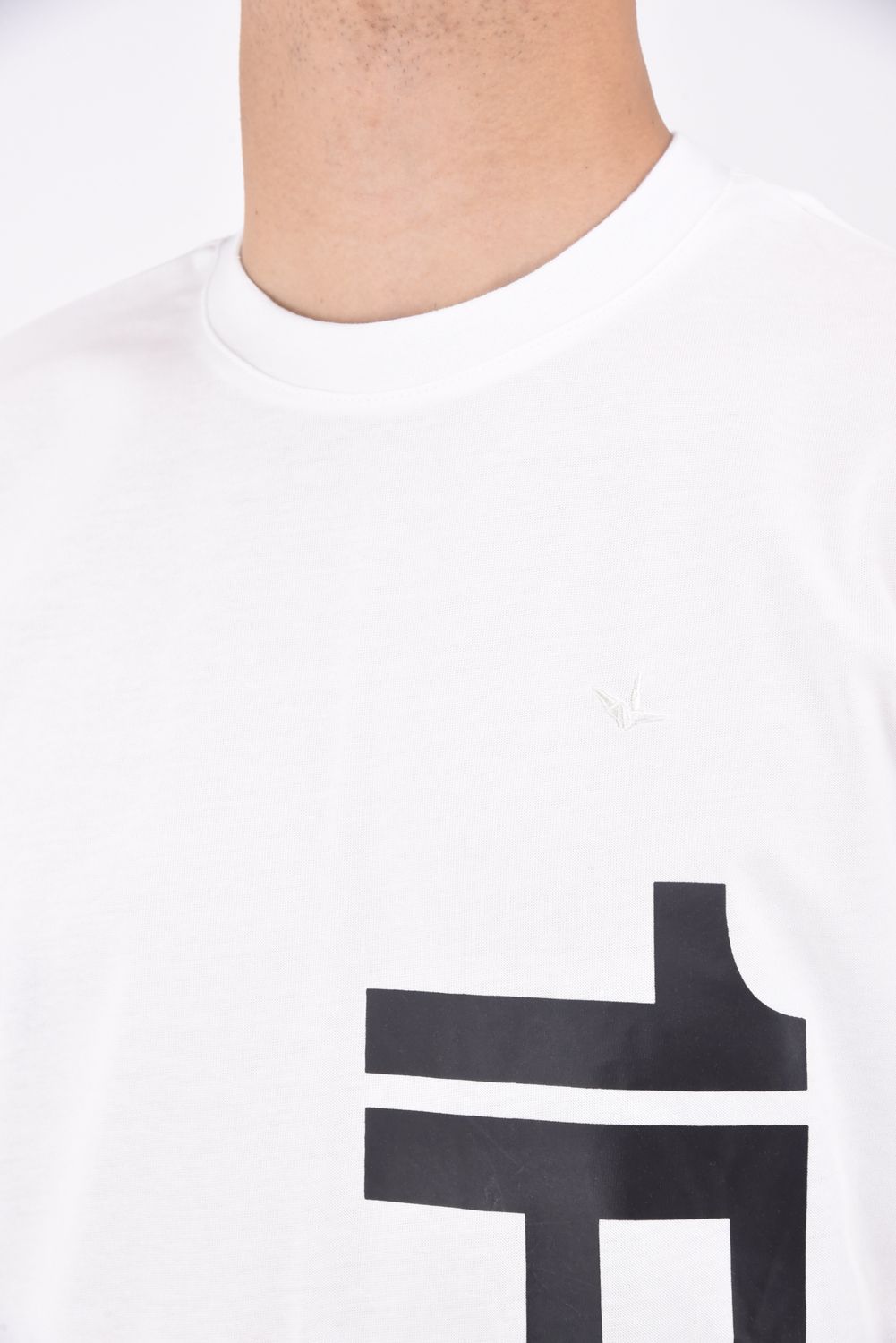 VERTICAL LOGO SHORT-SLEEVED T-SHIRT / バーチカルロゴ 半袖Tシャツ ホワイト