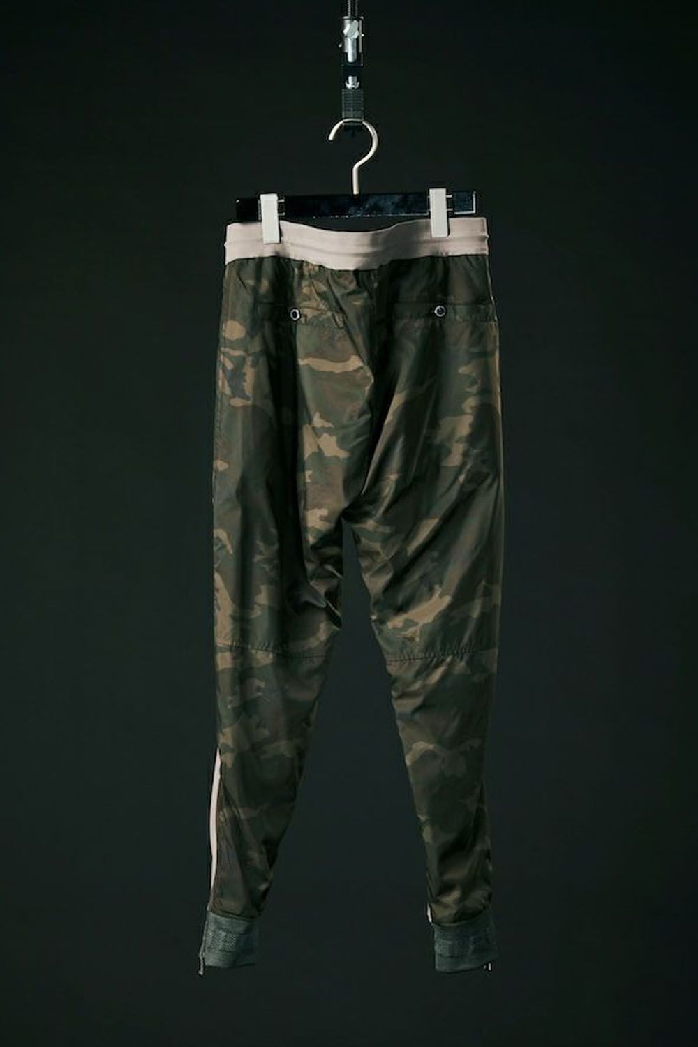 113SPORT PREMIUM HYBLID HEM ZIP PT / 113スポーツ プレミアム ジップ パンツ カーキ/グレー