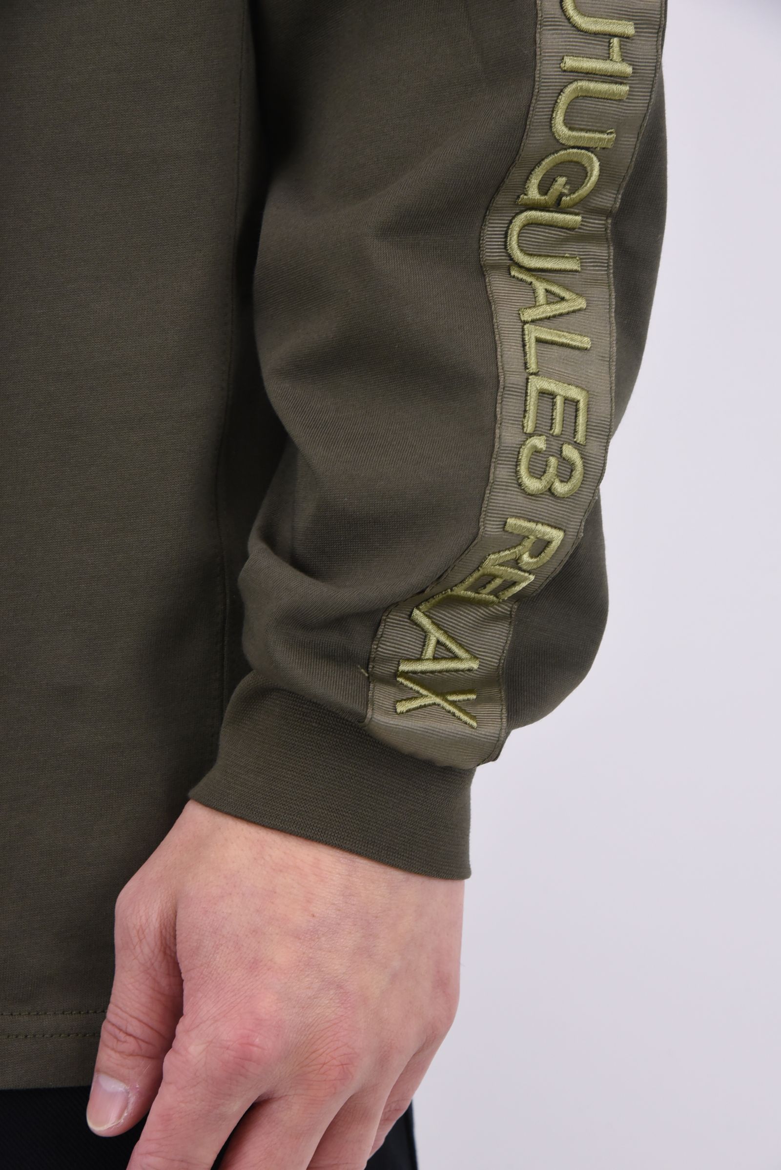 TAPE LOGO LONG T-SHIRT / テープロゴ ロングスリーブ (カーキ)