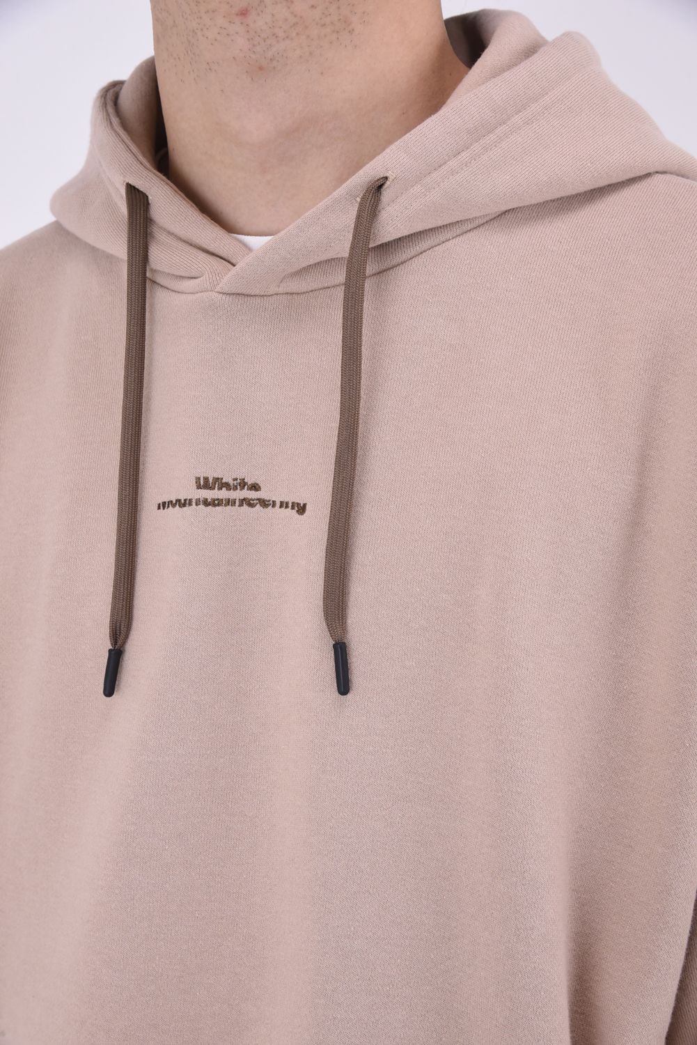 LOGO EMBROIDARY PARKA / ワンポイントロゴ 刺繍  裏毛 プルオーバーパーカー ベージュ