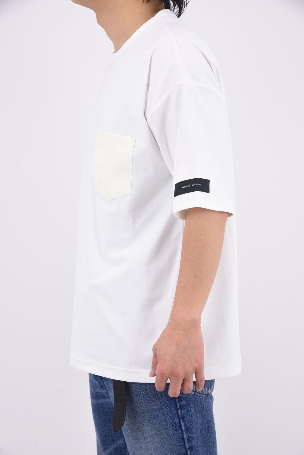 LEATHER POCKET OVER NYLON TEE / エコレザーポケット ルーズTシャツ ホワイト