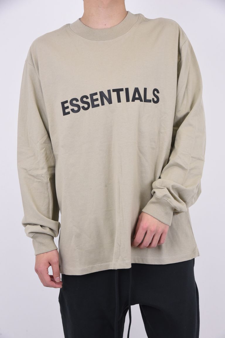 FOG ESSENTIALS ESSENTIALS FRONT LOGO L/S フロント ロゴ クルーネック ロングスリーブ Tシャツ タン  gossip