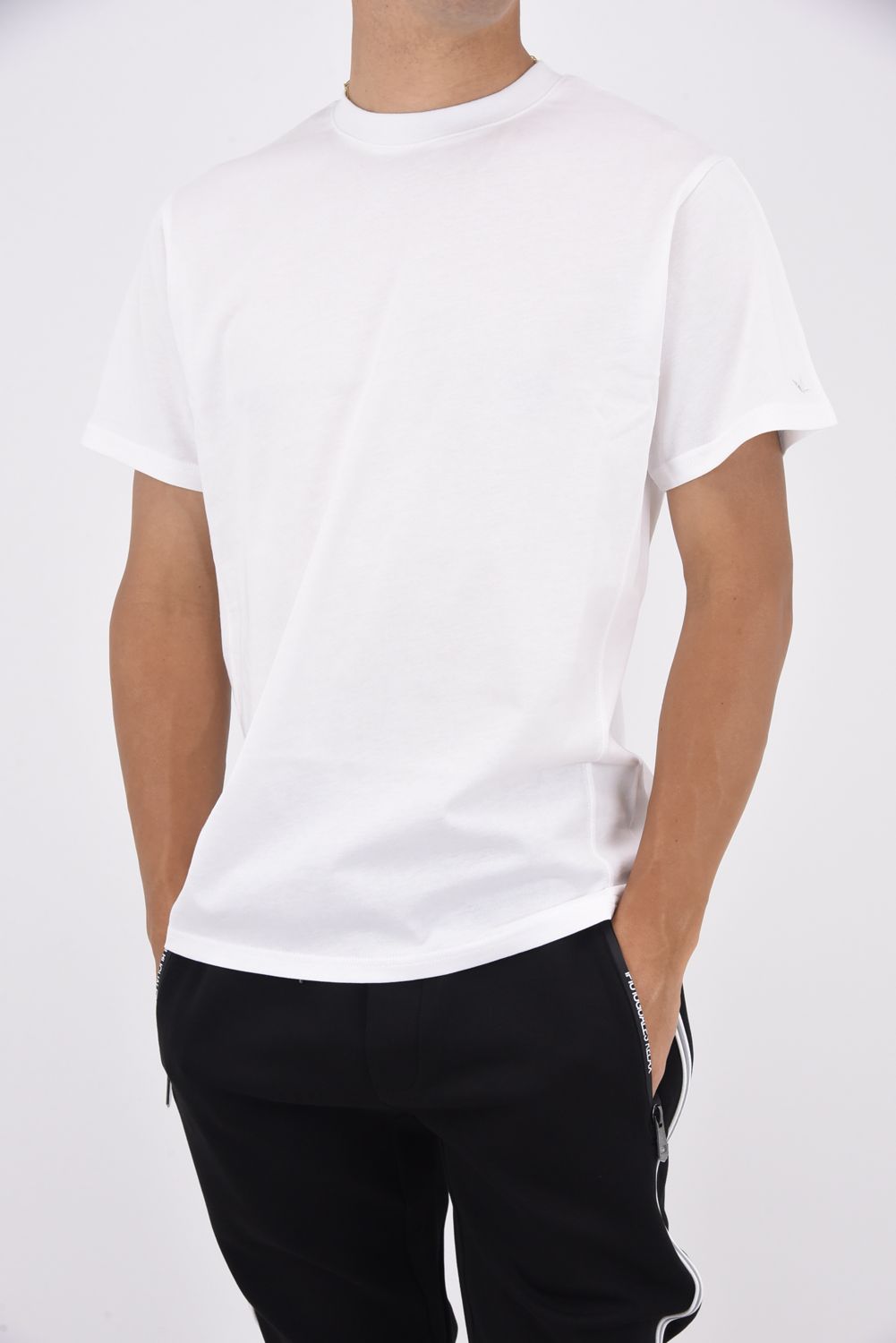 BACK LOGO T-SHIRT / バックロゴ Tシャツ ホワイト