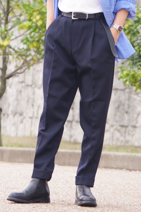 2OUT-PLEATS SLACKS WOOL HEAVY GABARDINE / ウールヘビーギャバジン 2アウトプリーツ テーパードパンツ ネイビー