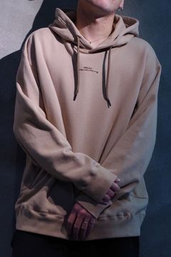LOGO EMBROIDARY PARKA / ワンポイントロゴ 刺繍  裏毛 プルオーバーパーカー ベージュ
