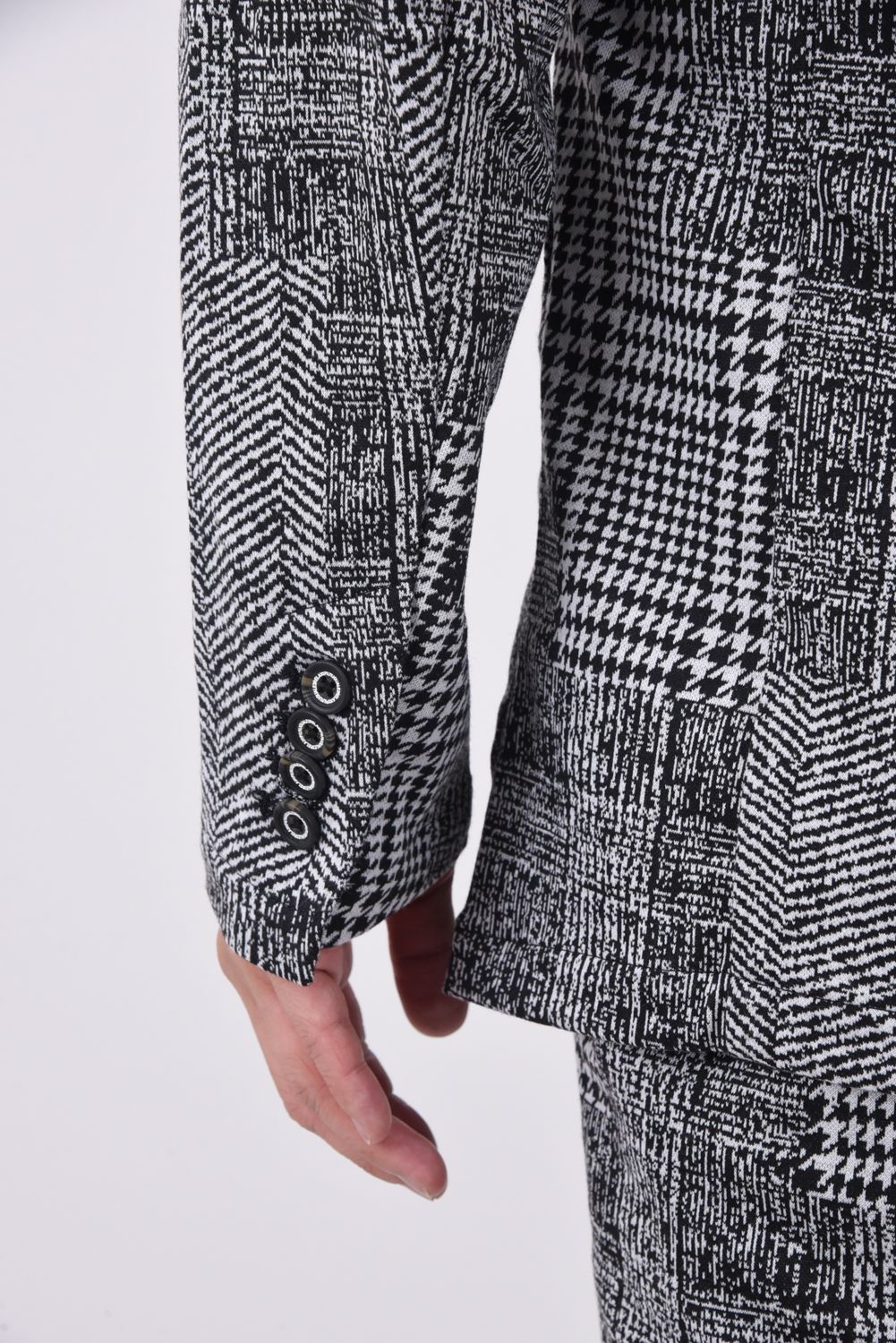 JACQUARD JACKET / ハウンドトゥースジャガードジャケット (ブラック）