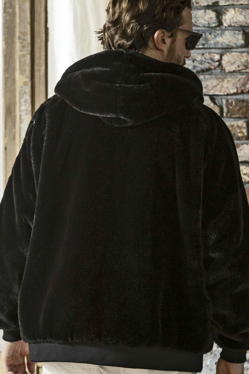 BOA LOGO HOODIE / ワイドスピンドル 袖ロゴ ファーブルゾン ブラック