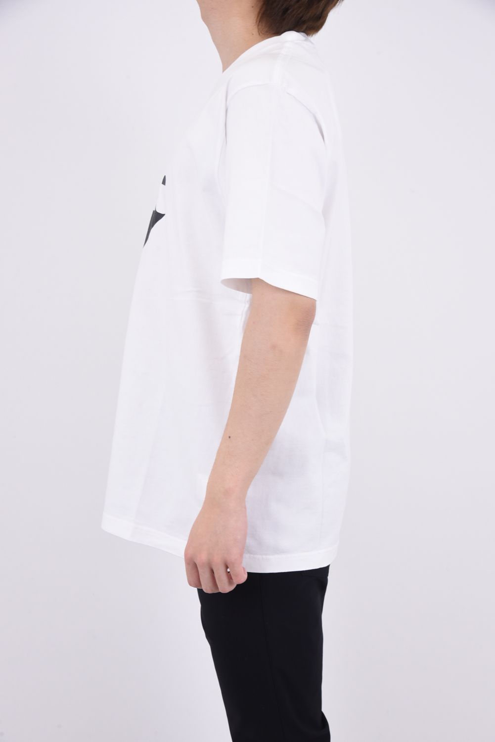 SHADOW LOGO PRINTED T-SHIRT / シャドーロゴ プリント クルーネック Tシャツ ホワイト
