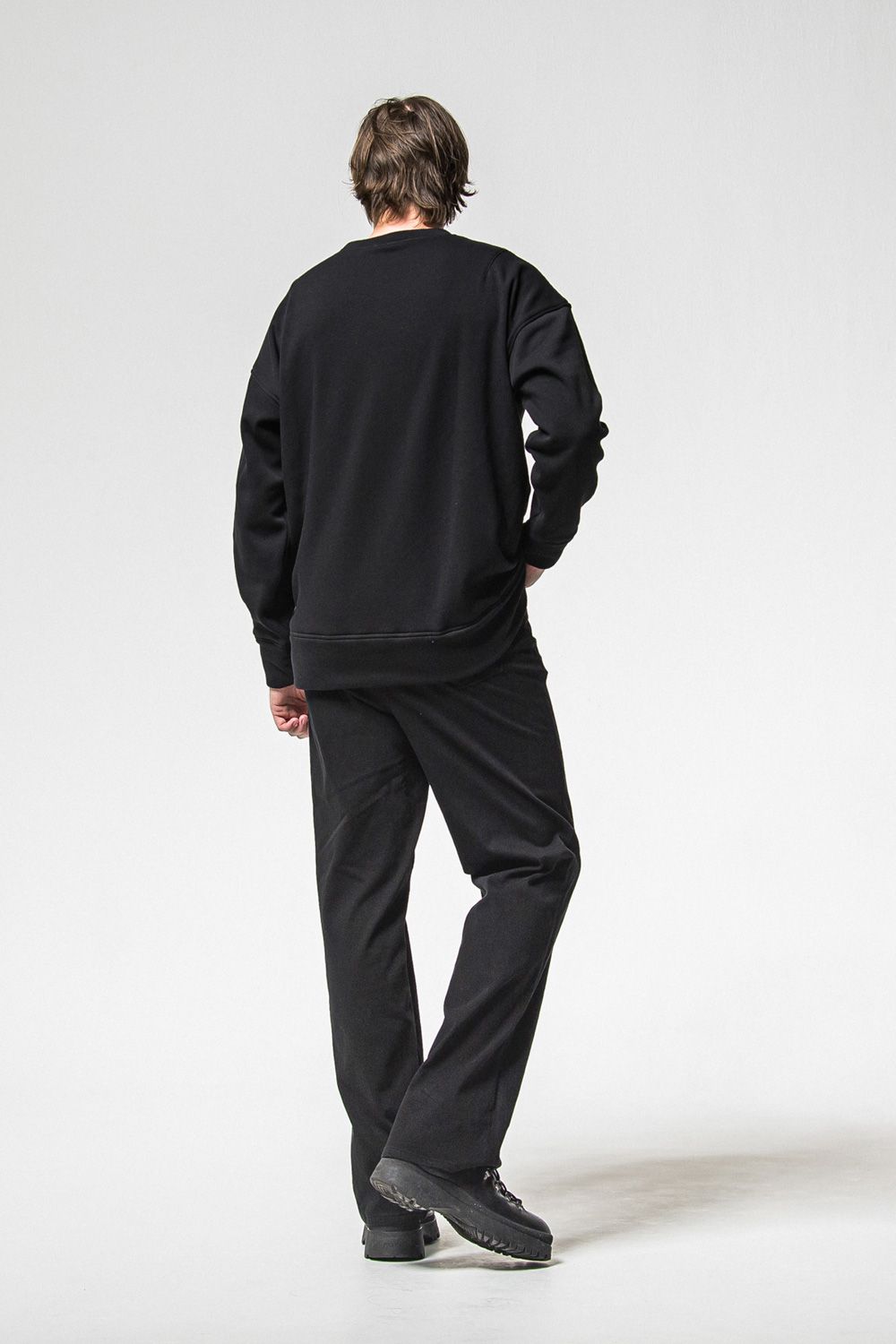 RC CHENILLE VELOURS FLEECE DROP TRAINER / RC刺繍 裏起毛 ロングスリーブ トレーナー (ブラック) (11月上旬入荷予定) ※オーダー締切：9月1日(月)18:00