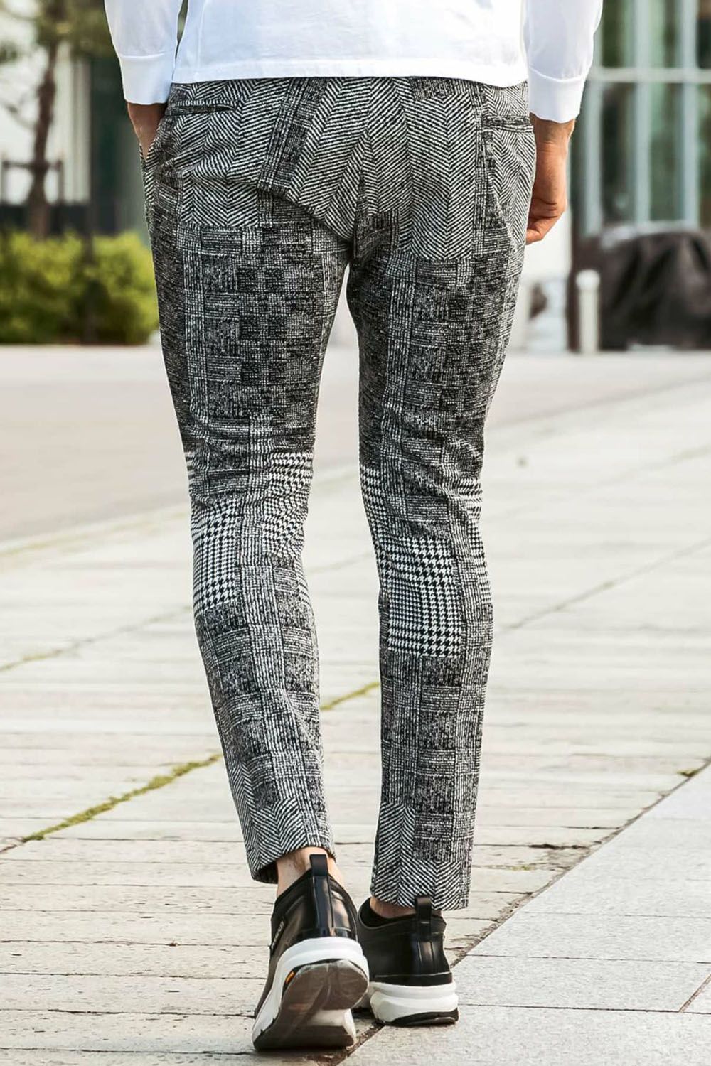 JJACQUARD SLACKS / ハウンドトゥースジャガードスラックス （ブラック）