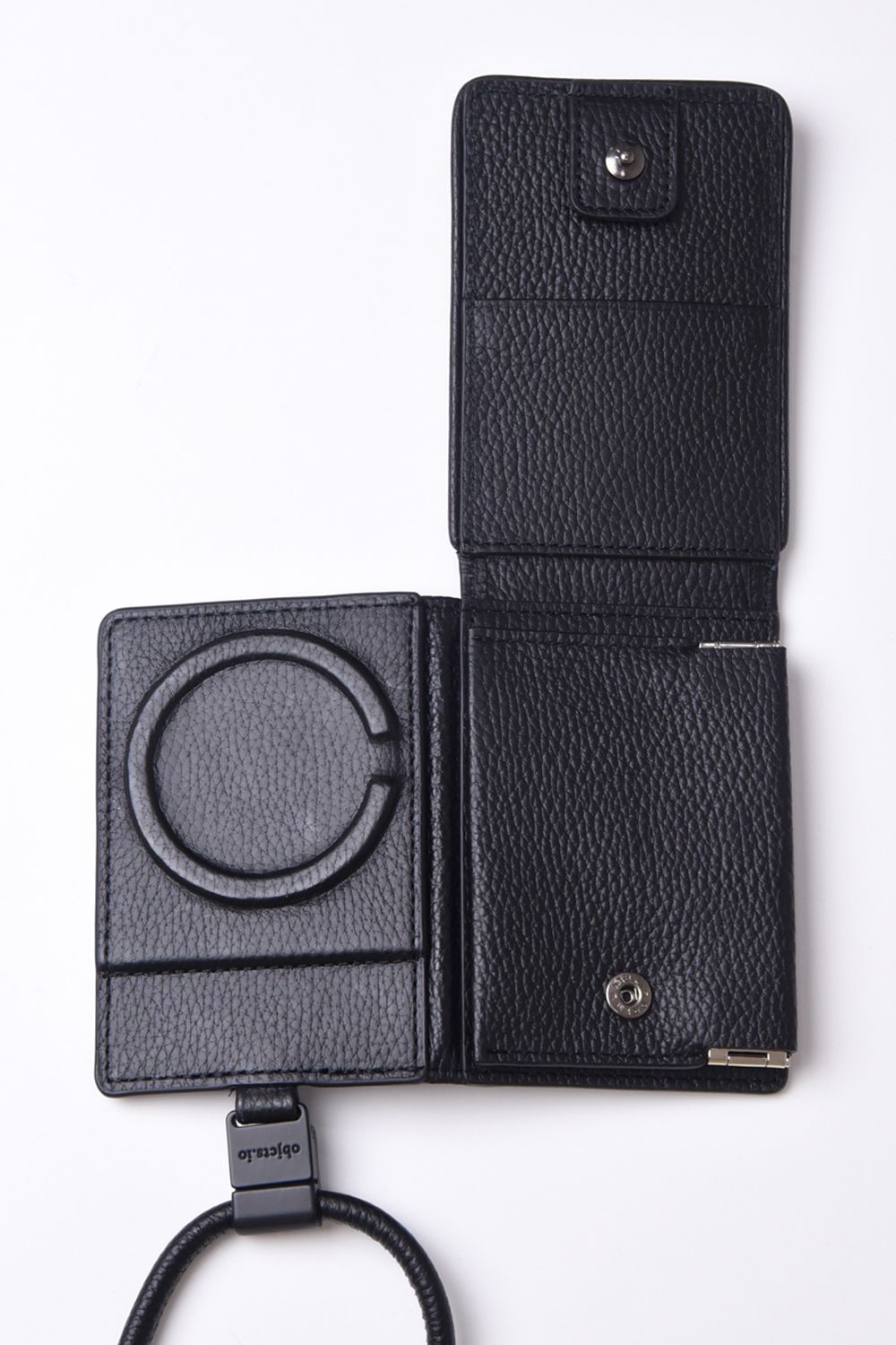 STRAPPED-ACCESSORY-WALLET / ストラップ付き MagSafe対応 ウォレット (ブラック)