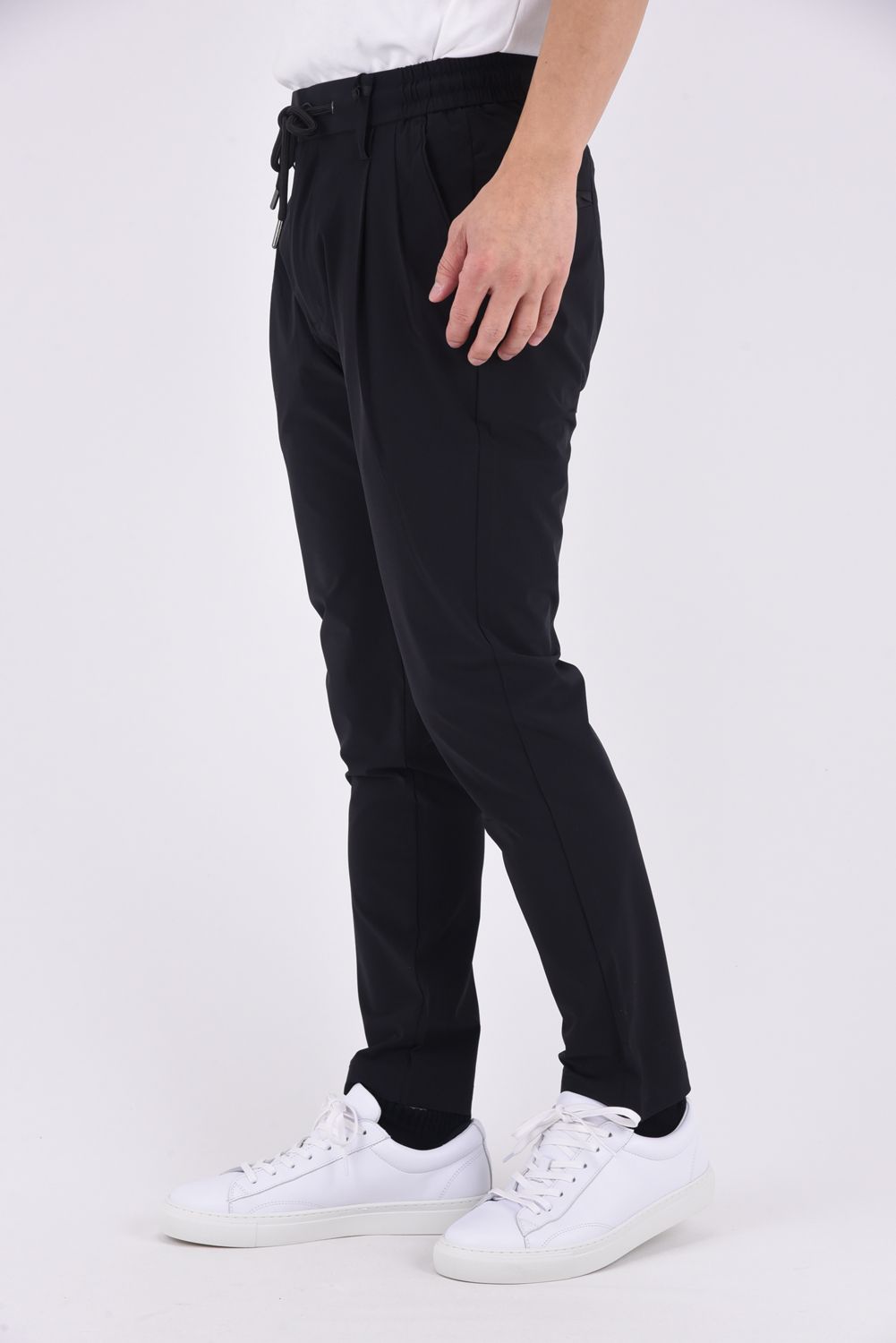 【26SS】【セットアップ】 NYLON JACKET & SLACKS / ナイロン テーラードシングルジャケット&イージースラックス (ブラック)