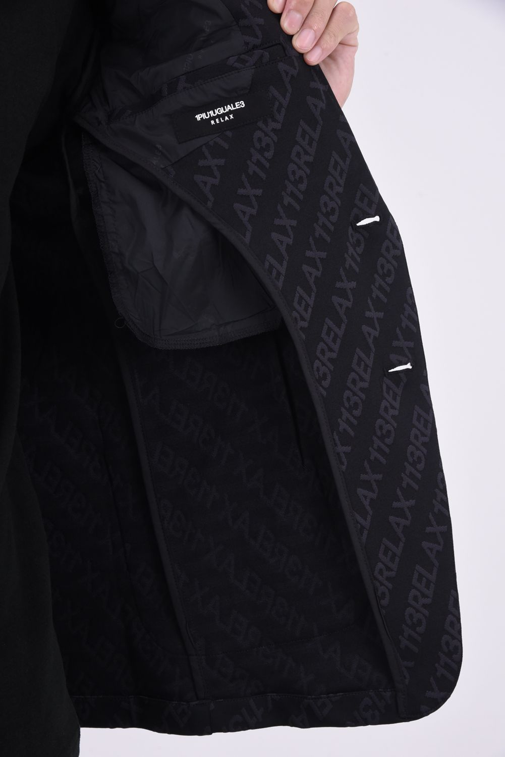 1PIU JACQUARD JACKET / 総柄ロゴ ジャガード ジャケット ブラック