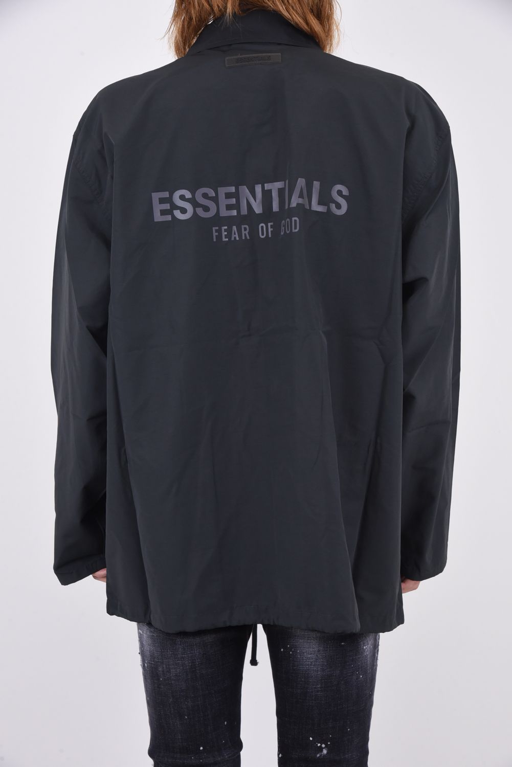 FOG ESSENTIALS - COACH JACKET BLACK LOGO / バック ブラックロゴ