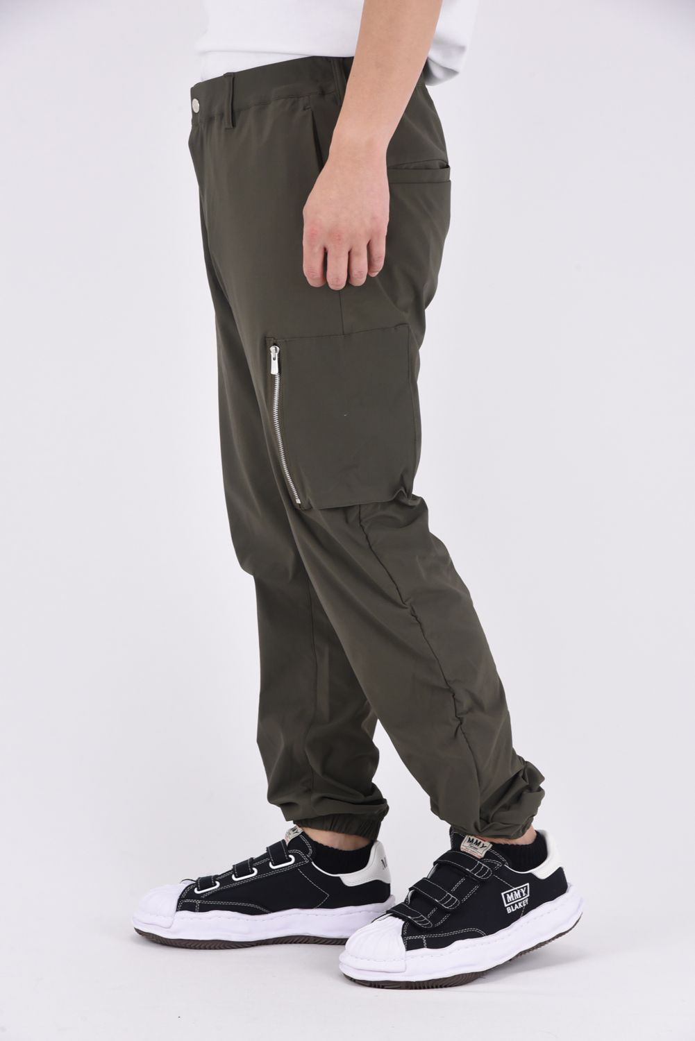 DAVID NYLON CARGO PANTS / ストレッチナイロン ミリタリーカーゴパンツ カーキ