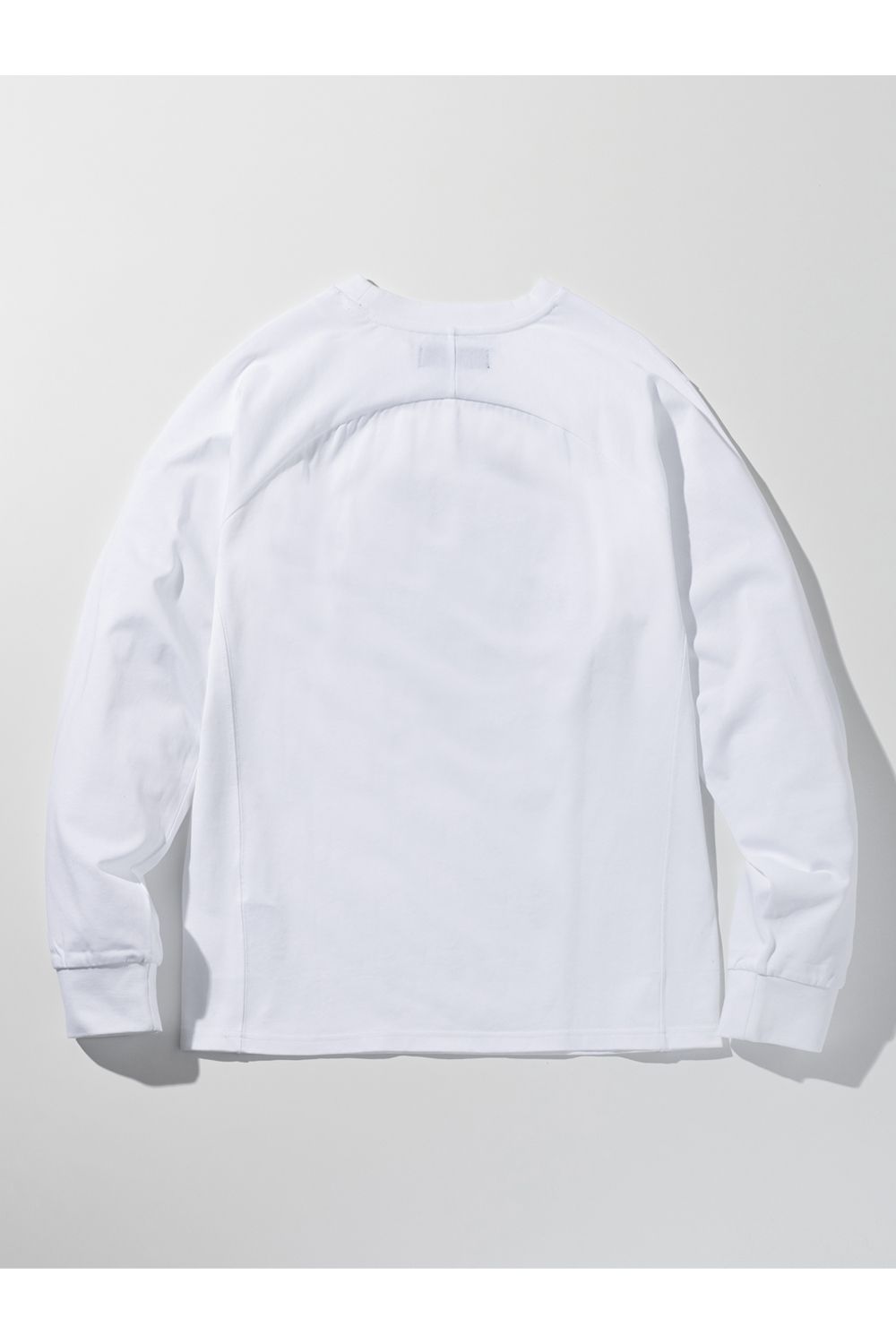 【26AW】 SCRIPT LOGO HOTFIX STUDS L/S T-SHIRT / スクリプトロゴ ホットフィックス スタッズ ロングスリーブ Tシャツ (ホワイト) (8月上旬入荷予定)