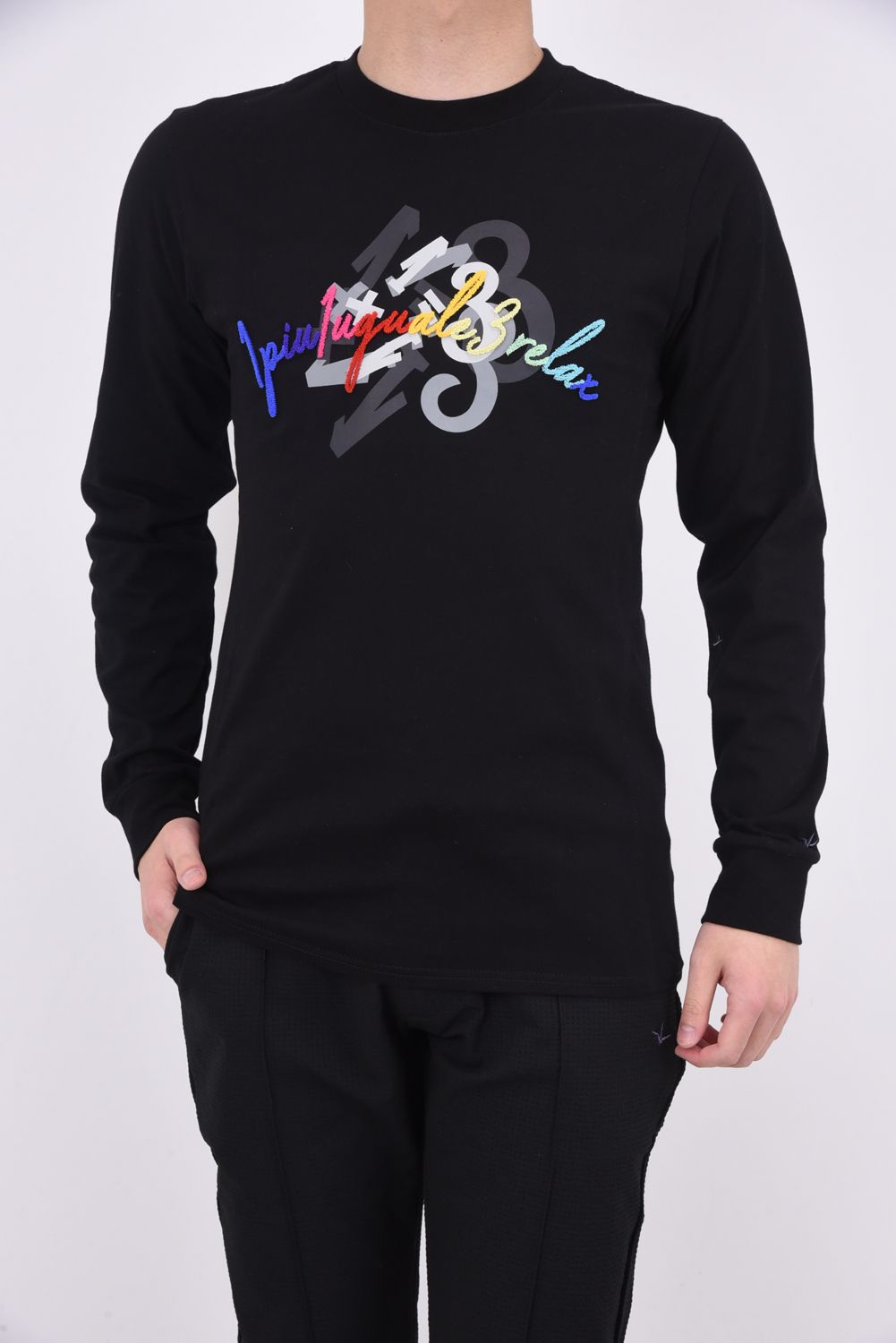 TOOTHBRUSH EMBROIDERY LONG T-SHIRTS / 3D レインボーロゴ ロング Tシャツ ブラック