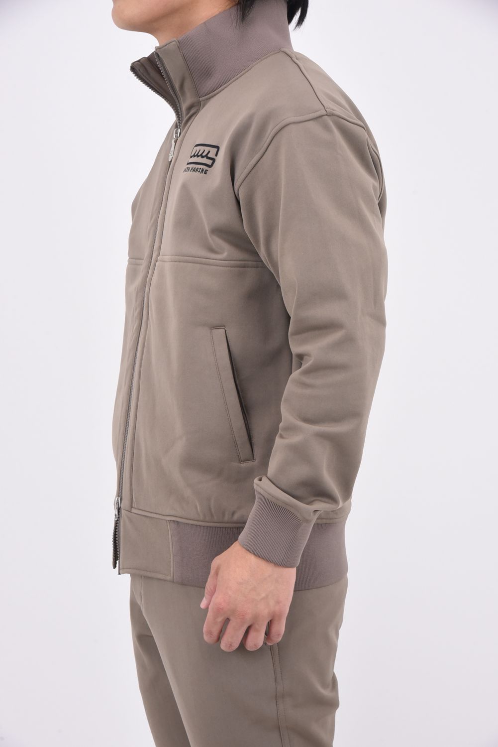【25AW】 HEAT PERFORMER ZIP UP BLOUSON / HEAT PERFORMA®ツイル 裏起毛 ジップアップブルゾン (ベージュ)