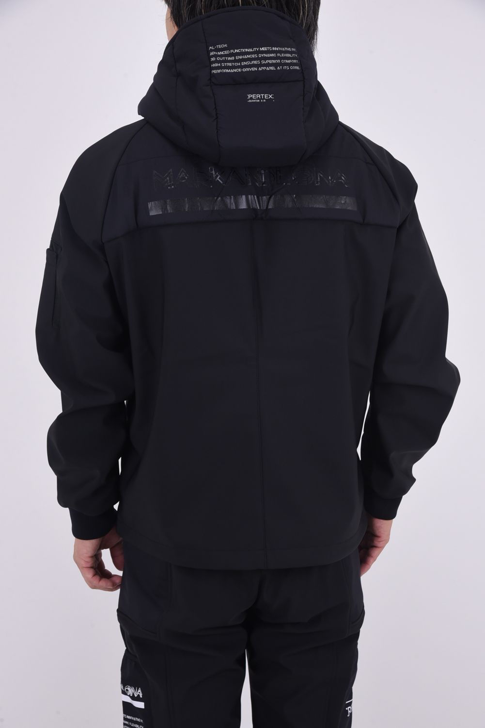 【2025AW】 PRIMAL AIR HYBRID JACKET / PERTEX®ナイロン リフレクタープリント ハイブリッドパファージャケット (ブラック）