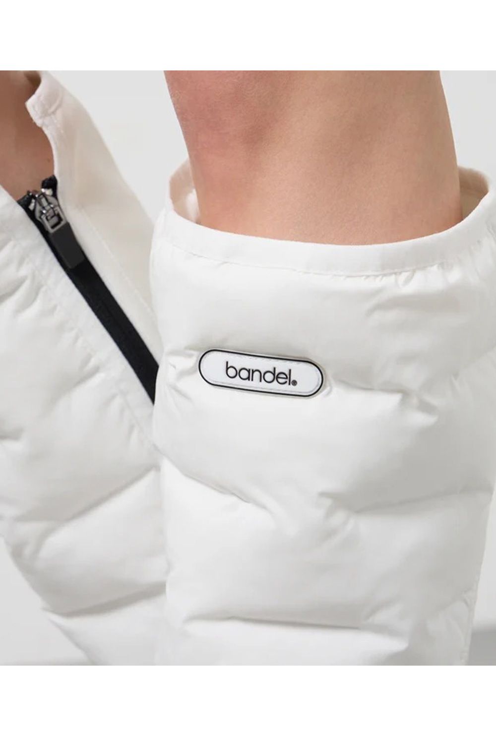 【26AW】【レディース】 PUFFER LEG WARMER / パファーレッグウォーマー (ホワイト)