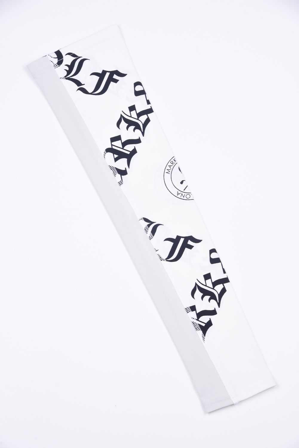 【26SS】【ユニセックス】 SOVEREIGN UV ARM SLEEVE / レターフォントロゴ アームカバー (ホワイト)