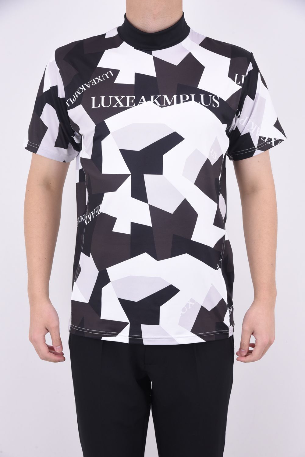 BASIC LOGO MOCK NECK T-SHIRTS / フロントロゴ モックネック Tシャツ ホワイトカモ