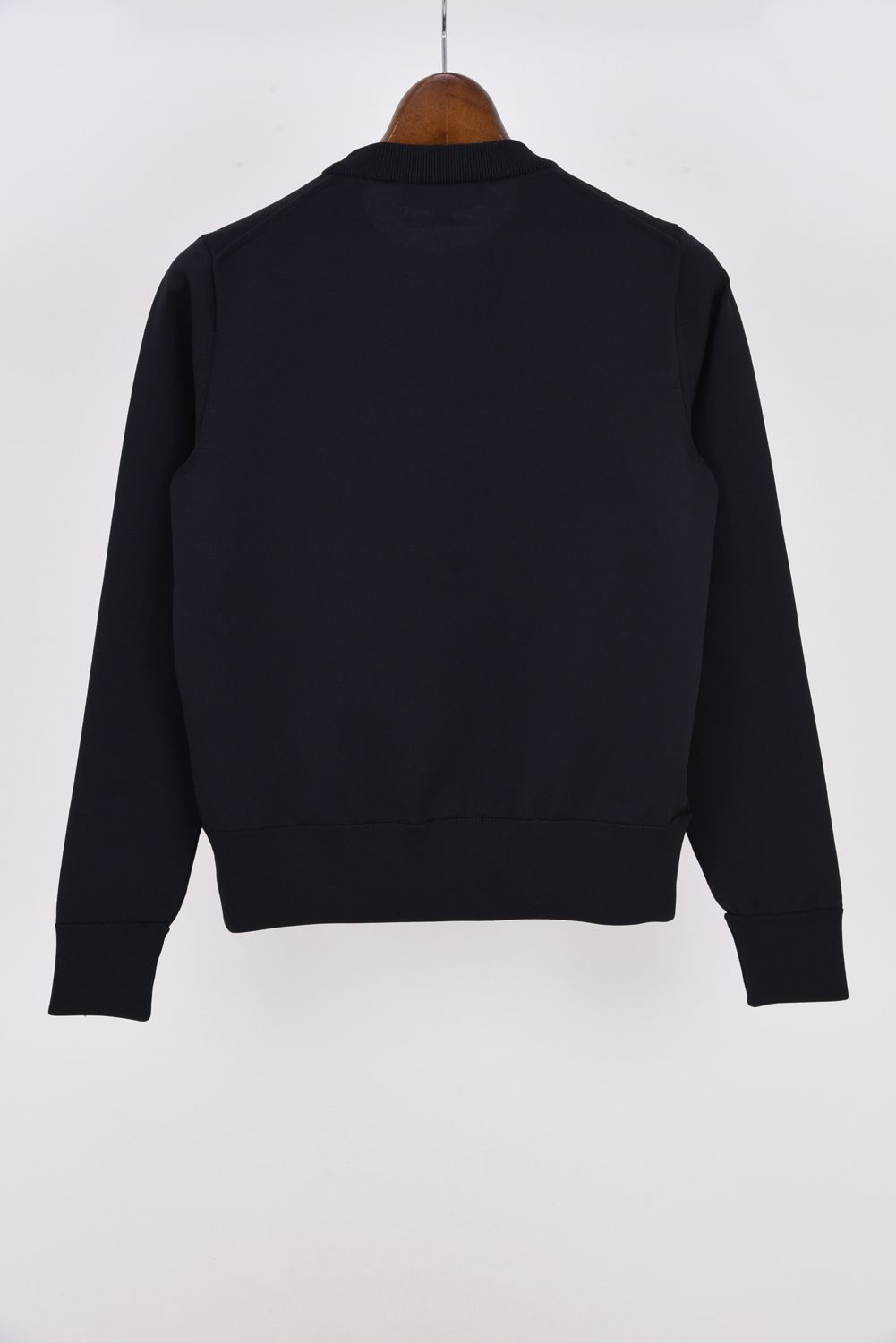 【26AW】【レディース】 COMFORT HOLLOW FIBER KNIT / ブランドロゴ クルーネック スポーツニット (ブラック)