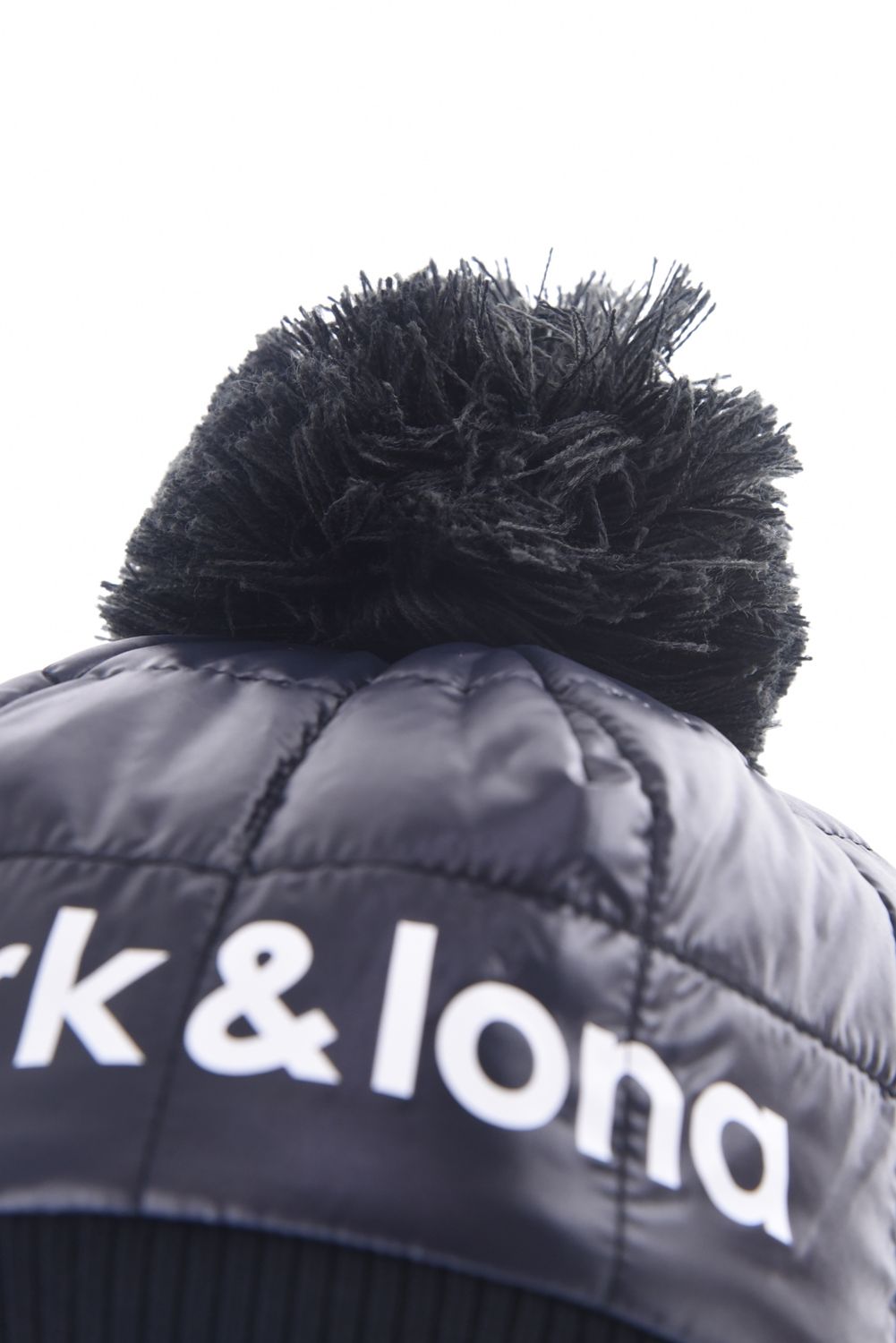 FRAME QUILTED POM CAP / 中綿キルティング リブニット 梵天付きキャップ (ブラック)