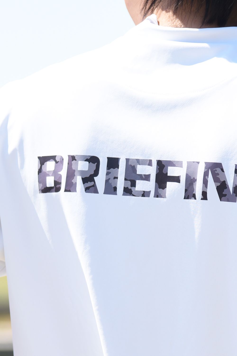 【GOSSIP GOLF 別注】  MONOCAMO BACKLOGO HIGHNECK RF / モノカモ バックロゴ モックネックTシャツ (ホワイト)