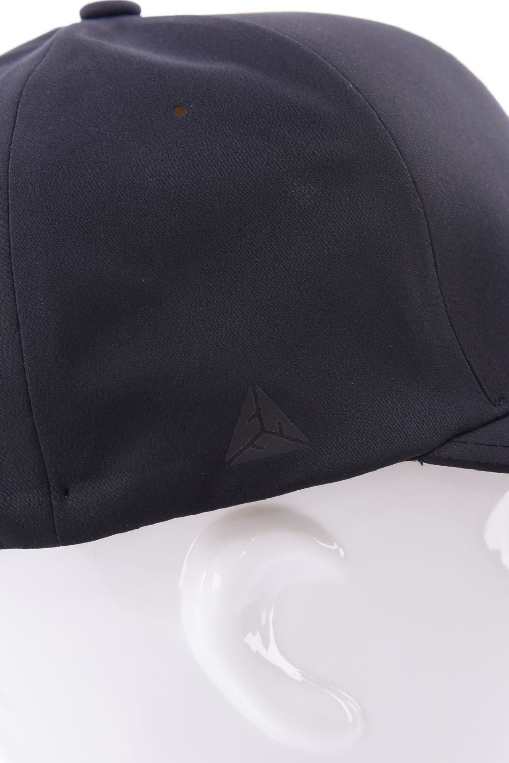 【26AW】 PERFORATED 113G LOGO CAP / キャップ (ブラック)
