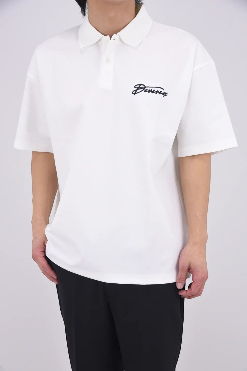 【26SS】 DVG OVER FIT POLO / バックプリント オーバーサイズ ポロシャツ (ホワイト)