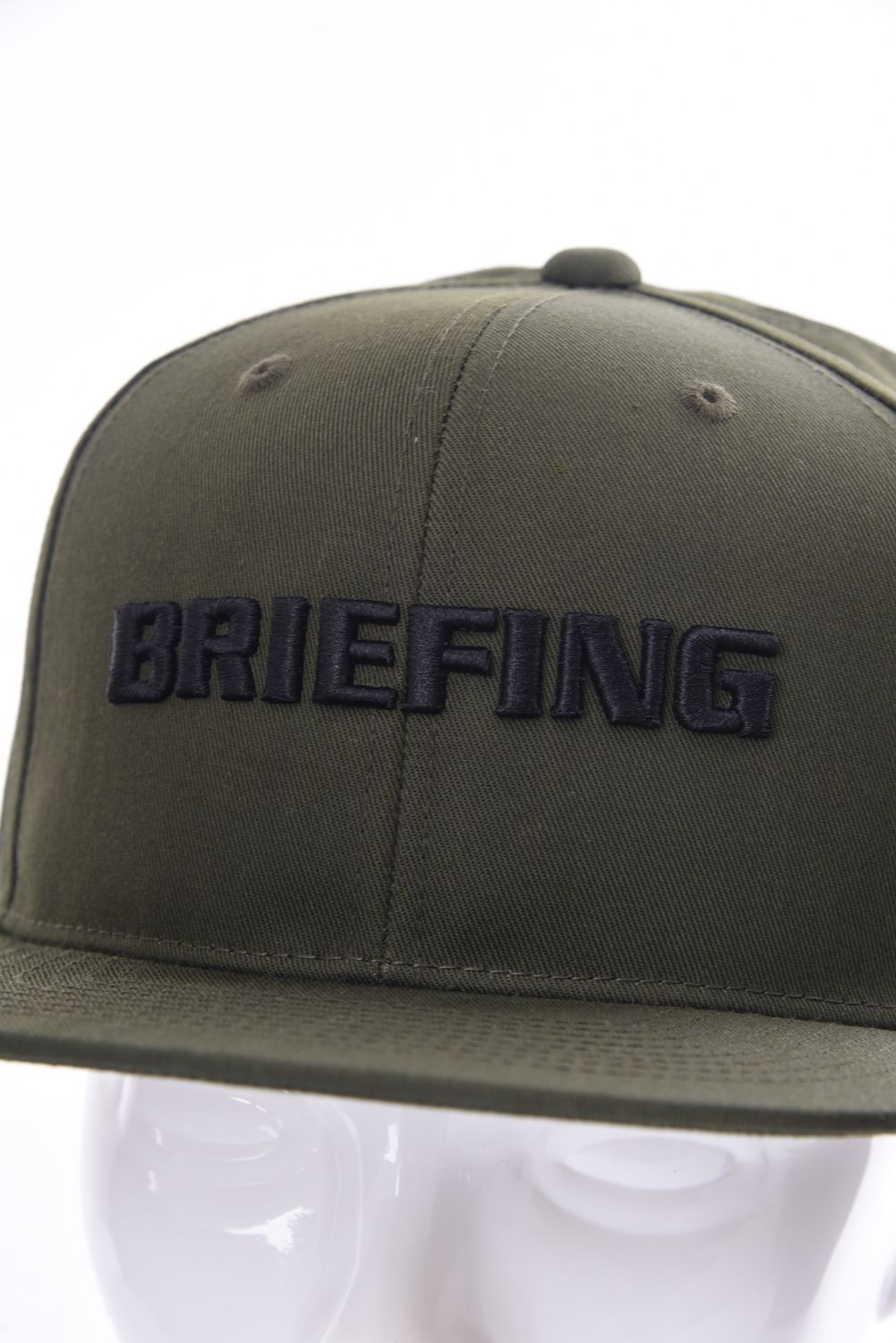 MENS BASIC FLAT VISOR CAP / ブランドロゴ ベーシック フラットキャップ オリーブ
