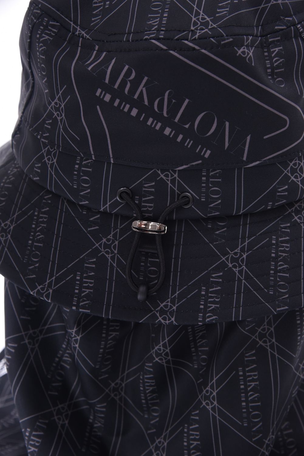 【26SS】【CODE COLLECTION】 TGHT / ジオメトリックパターン サンシールド付き バケットハット (ブラック)