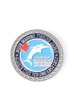 【26AW】【プレゼント好適品】 CHALLENGE COIN METAL MARKER (MUTA PESCA) / リバーシブル メタルコインマーカー (シルバー)