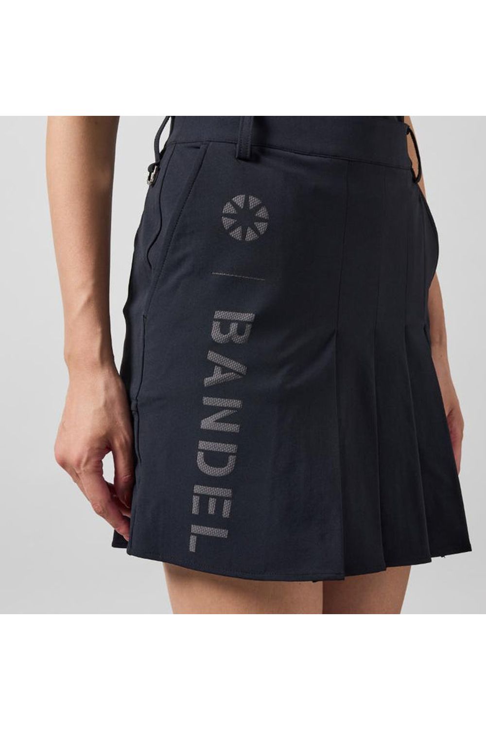 BANDEL GOLF - 【25SS】【レディース】 SWITCH LOGO PLEATS