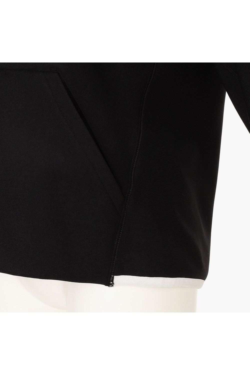 【25AW】【レディース】 WOMEN’S LOGO HOODIE / 裏起毛 フロントロゴ 裾切り替え プルオーバーパーカー (ブラック)