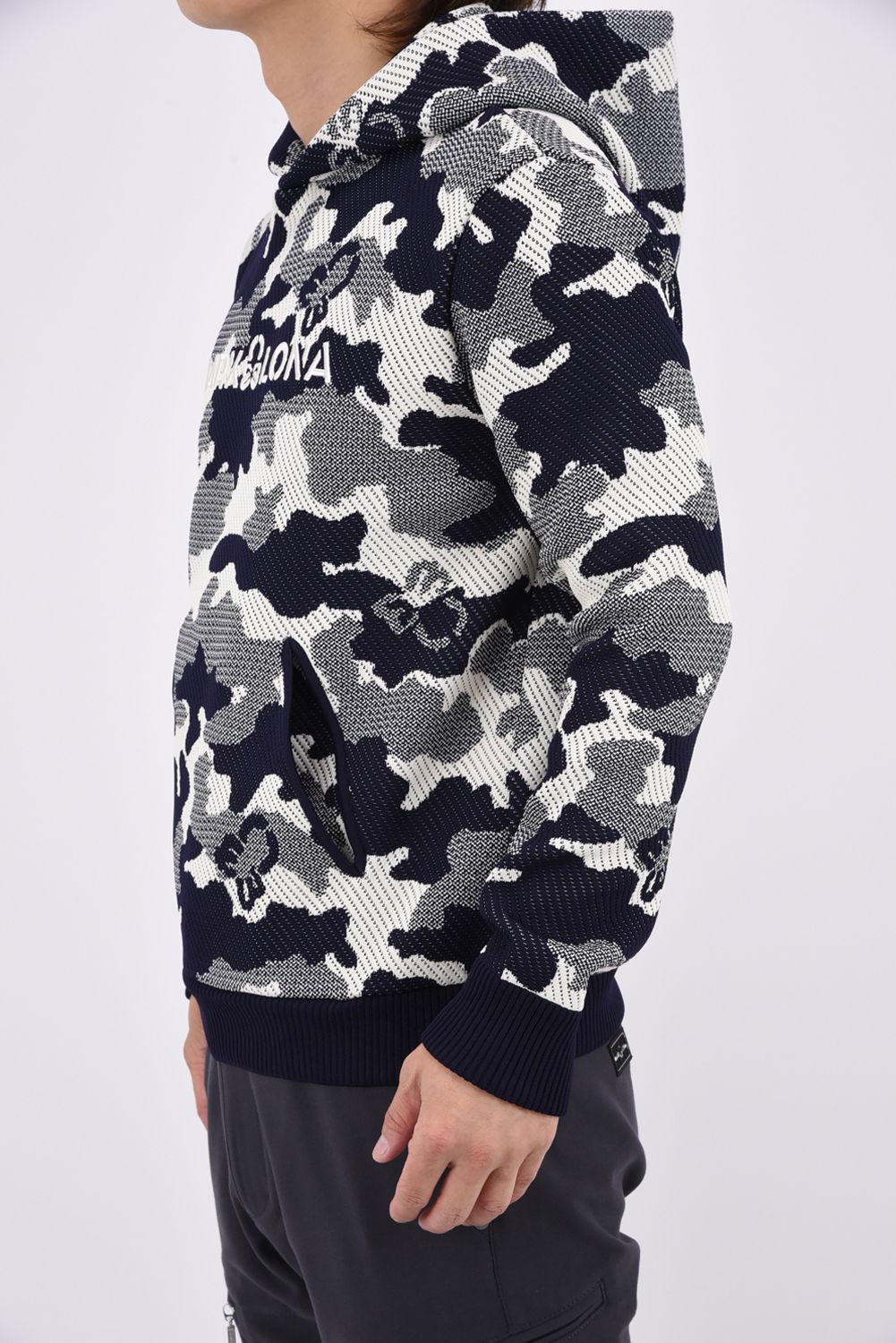 【26AW】 MERCURY CAMO JACQUARD KNIT HOODIE / ジャパンメイド カモフラジャカード ニットパーカー (ネイビー)