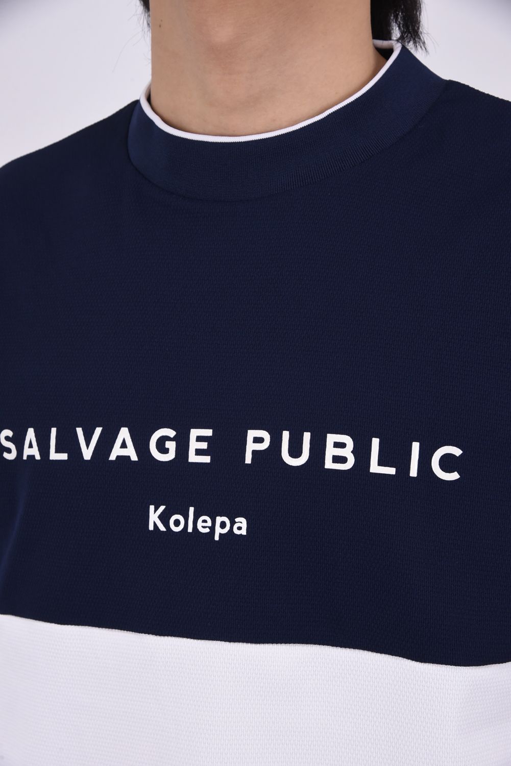 【26SS】 Kūlina Pohāpohā Bicolor Mockneck（Kolepa Stamp） / バイカラー ショートスリーブ モックネックTシャツ (ネイビー/ホワイト)