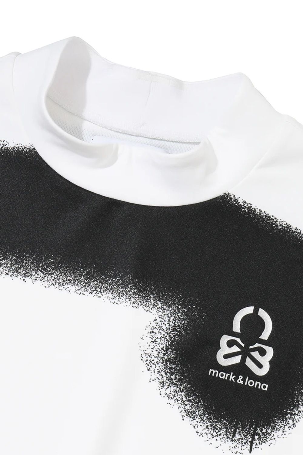 【2026AW 木村拓哉さん着用】 NOCTURNE MOCK NECK TEE / グラフィック モックネックTシャツ (ホワイト)（8月下旬入荷予定）