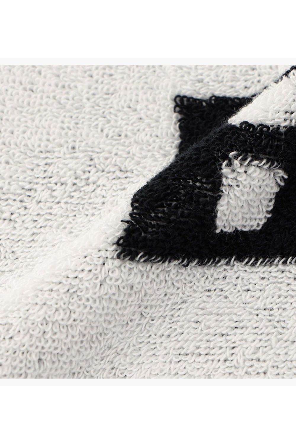 【プレゼント好適品】 LOGO FACE TOWEL BY HIPPOPOTAMUS / ブランドロゴ ループ付き フェイスタオル (ホワイト)