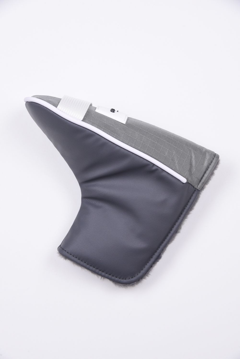 RIPSTOP MAGTECH HEADCOVER PT / リップストップ マグネット ピン型パターカバー (グレー/ホワイト)