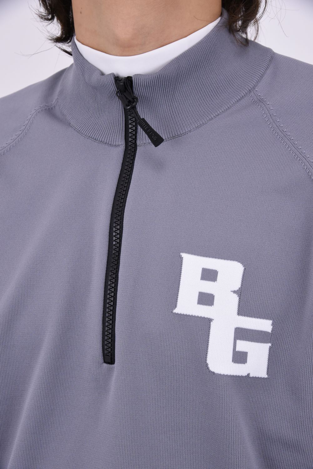 【26AW】 MEN’S PLANE KNIT HALFZIP / BGロゴ ハーフジップニット (グレー)