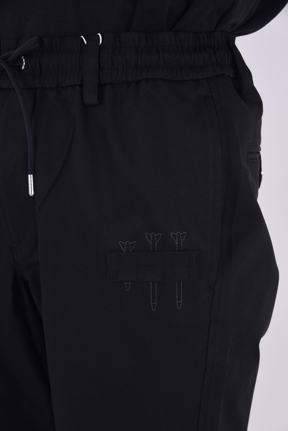 【26SS】 QUADRA PERFORMANCE TWILL GOLF SHORTS / ポリエステルツイル アイアンスカルロゴ刺繍 ショートパンツ (ブラック)